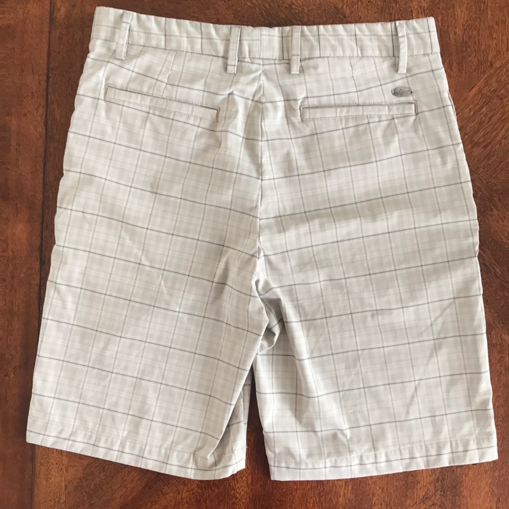 Greg Norman Men Plaid Bamboo Bermuda Shorts 32. - Picture 2 of 8